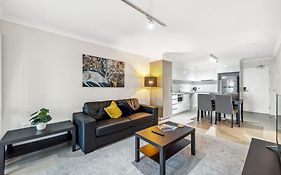 Yaran Suites